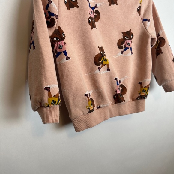 H&M Kids Crew Neck Powder Pink Printed (Squirrels) Sweatshirt | Size 5 -6 Y - Picture 6 of 9